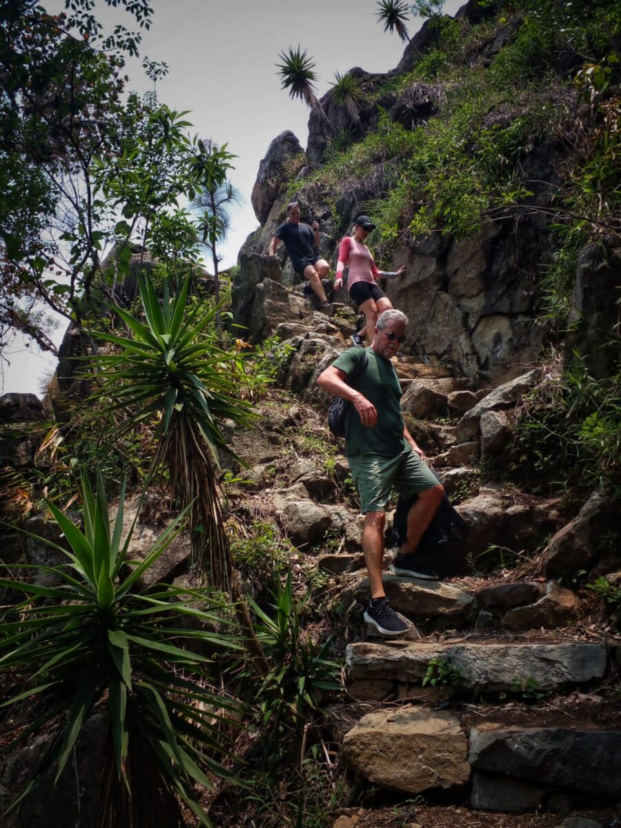 Tours ae5d1caa e091 4681 94ae 42e8852b5356 900x1200